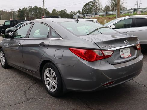 Used 2012 Hyundai Sonata GLS FWD image 4