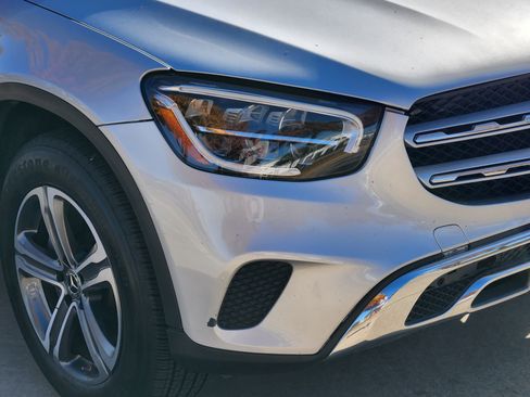 Used 2020 Mercedes-Benz GLC 300 image 5