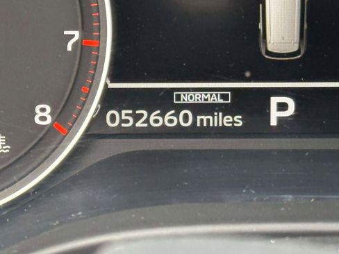 Used 2023 Mitsubishi Outlander SE image 26