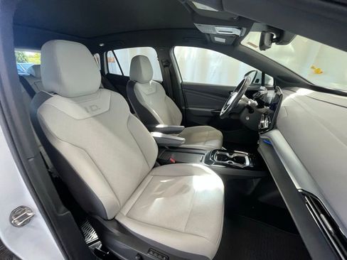 Used 2021 Volkswagen ID.4 Pro S w/ Gradient Package image 12