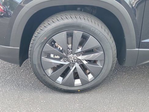 Certified 2022 Volkswagen Taos S w/ IQ Drive S Package FWD image 29