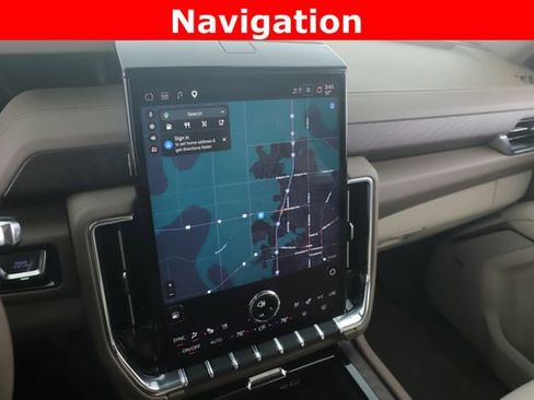 Used 2026 GMC Yukon Denali w/ Denali Reserve Package AWD/4WD image 5