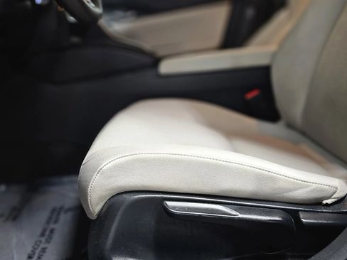 Used 2019 Honda Insight EX image 9