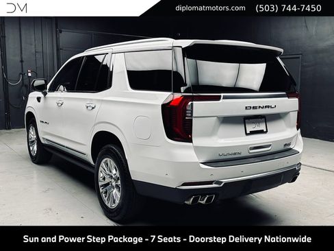 Used 2026 GMC Yukon Denali w/ Sun & Power Step Package AWD/4WD image 5