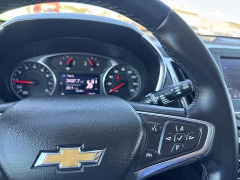 Used 2024 Chevrolet Equinox LT image 11