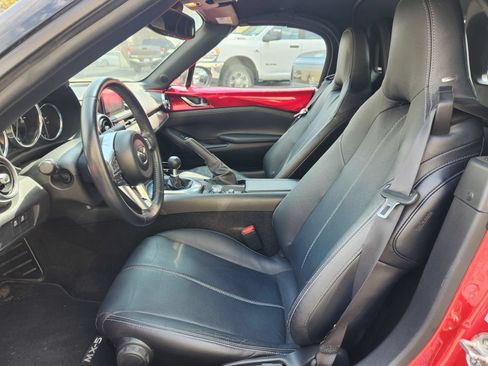 Used 2023 MAZDA MX-5 Miata Grand Touring RWD image 7