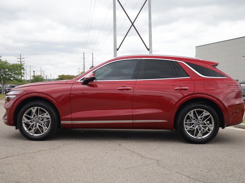 Used 2023 Genesis GV70 2.5T w/ Advanced Package AWD/4WD image 2