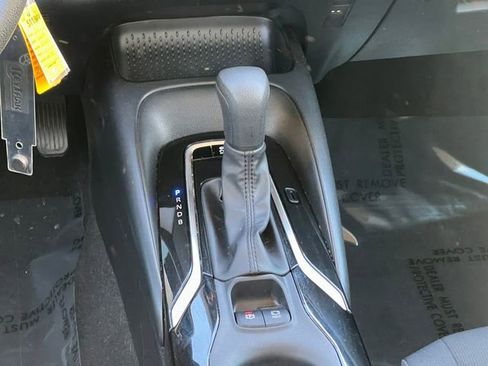 Certified 2022 Toyota Corolla LE image 17