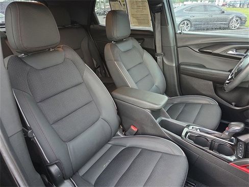 Certified 2023 Chevrolet TrailBlazer RS image 23