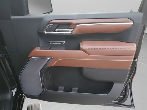 Used 2024 GMC Sierra 1500 Denali Ultimate image 13