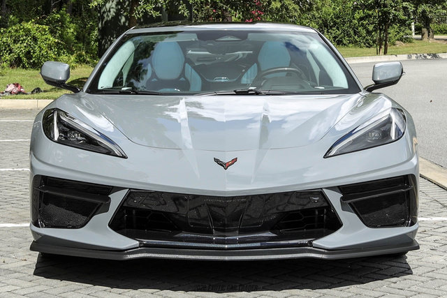 Used 2025 Chevrolet Corvette Stingray Premium Cpe w/ Z51 Performance Package RWD image 13