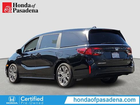 Certified 2026 Honda Odyssey Touring image 6