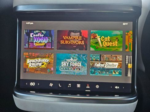 Used 2023 Tesla Model X image 68