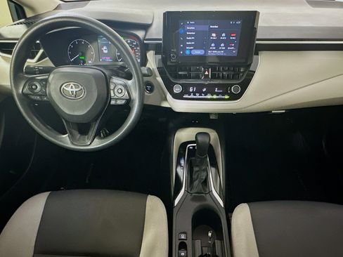 Used 2025 Toyota Corolla LE w/ LE Premium Package FWD image 27