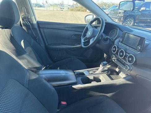 Used 2024 Nissan Sentra S image 4