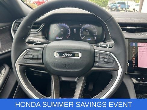 Used 2026 Jeep Grand Cherokee Limited w/ Limited Altitude Package RWD image 19