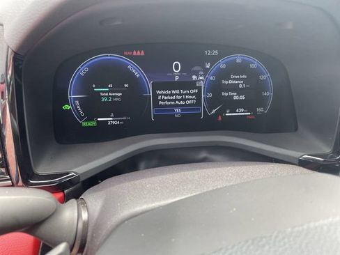 Used 2025 Toyota Camry XSE FWD image 18
