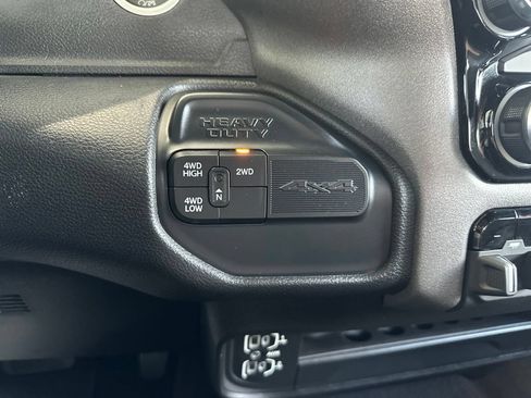 Used 2022 RAM 3500 Tradesman AWD/4WD image 29