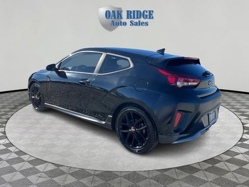 Used 2019 Hyundai Veloster Turbo R-Spec image 7