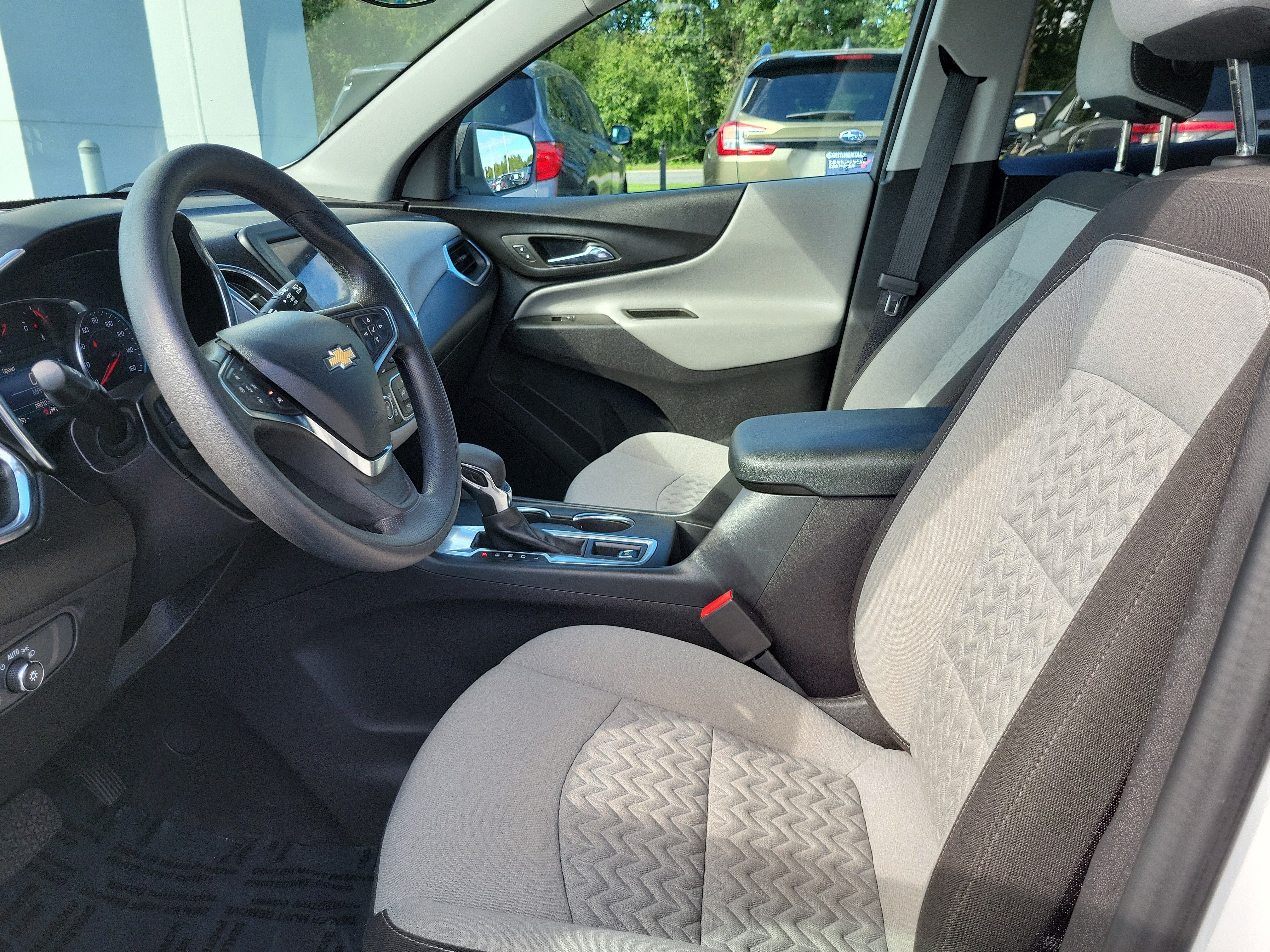 Used 2024 Chevrolet Equinox LS w/ LS Convenience Package FWD image 19