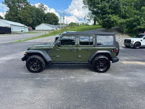 Used 2020 Jeep Wrangler Unlimited Sport AWD/4WD image 2