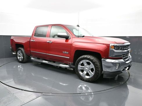 Used 2018 Chevrolet Silverado 1500 LTZ w/ Texas Edition image 5