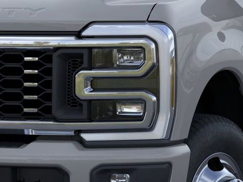 New 2026 Ford F350 Platinum AWD/4WD image 18