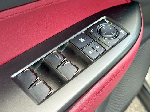 Used 2025 Lexus NX 250 FWD w/ Accessory Package (Z1) image 15