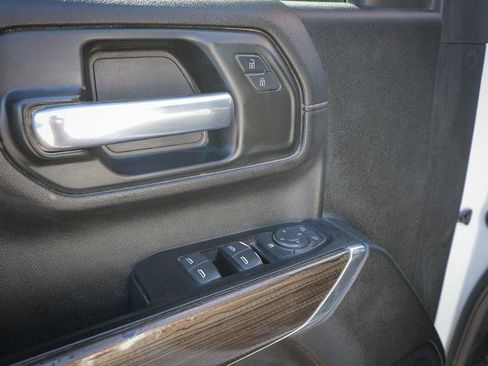 Used 2023 Chevrolet Silverado 2500 LT w/ Convenience Package image 16