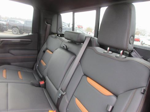 New 2026 GMC Sierra 1500 AT4 w/ AT4 Premium Package image 16