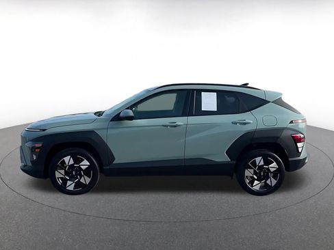 Used 2025 Hyundai Kona SEL image 9