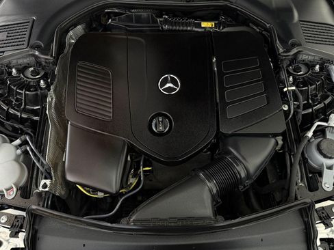 Certified 2025 Mercedes-Benz C 300 Sedan image 32