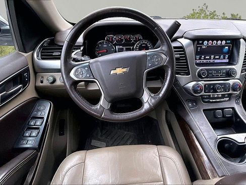 Used 2016 Chevrolet Suburban LT AWD/4WD image 8