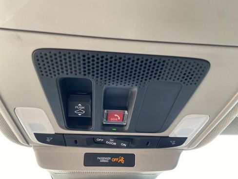 Used 2023 Honda Accord Touring image 44