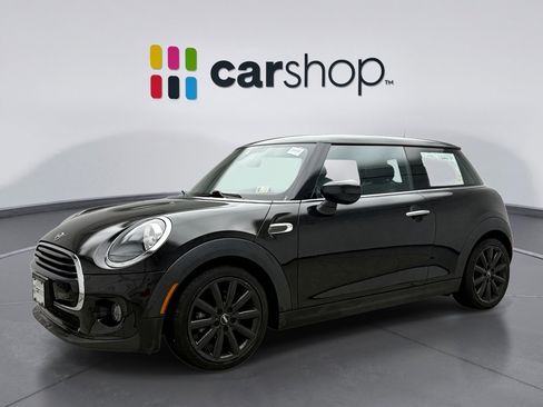 Used 2021 MINI Cooper 2-Door Hardtop image 1