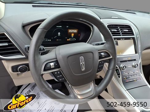 Used 2019 Lincoln Nautilus FWD image 21