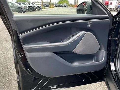 Used 2021 Ford Mustang Mach-E Select RWD image 22