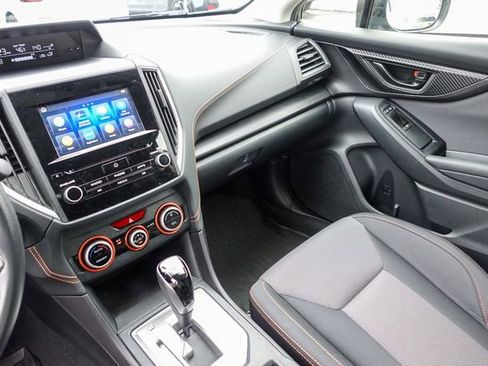 Used 2022 Subaru Crosstrek 2.0i Premium w/ Moonroof Package image 23