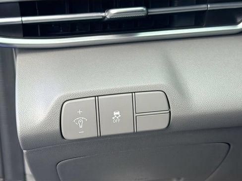Certified 2026 Hyundai Elantra Sport FWD image 10