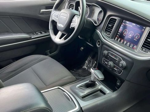 Used 2017 Dodge Charger R/T RWD image 6