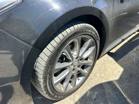 Used 2014 Toyota Avalon XLE Touring FWD image 5