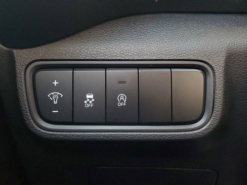 Used 2024 Kia Soul LX w/ Option Group 015 FWD image 28