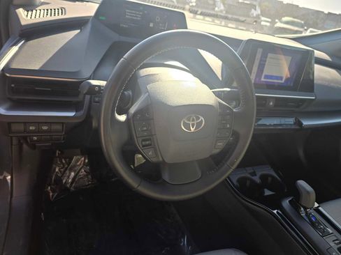 Used 2024 Toyota Prius LE image 24