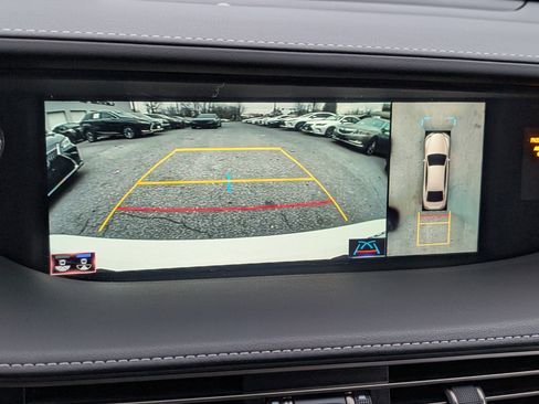 Used 2020 Lexus LS 500h AWD w/ Luxury Package image 30