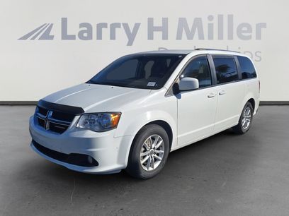 Used 2019 Dodge Grand Caravan SXT w/ Driver Convenience Group