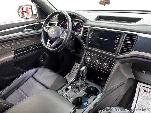Used 2021 Volkswagen Atlas Cross Sport SE FWD image 33
