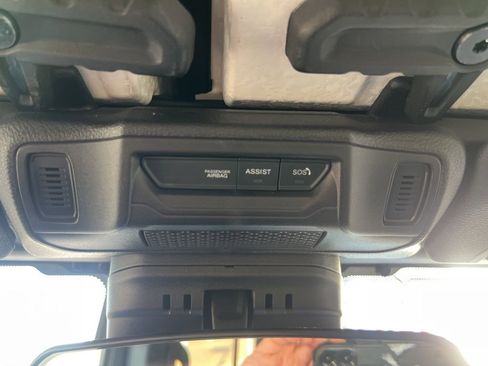 Used 2025 Jeep Wrangler Unlimited Sahara AWD/4WD image 62