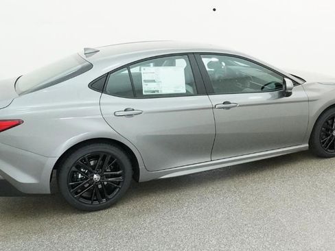 New 2026 Toyota Camry SE FWD image 11