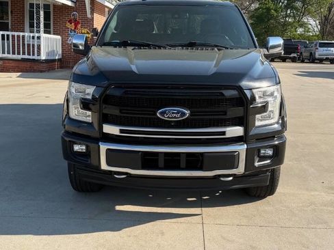 Used 2017 Ford F150 Platinum w/ Equipment Group 701A Luxury image 9
