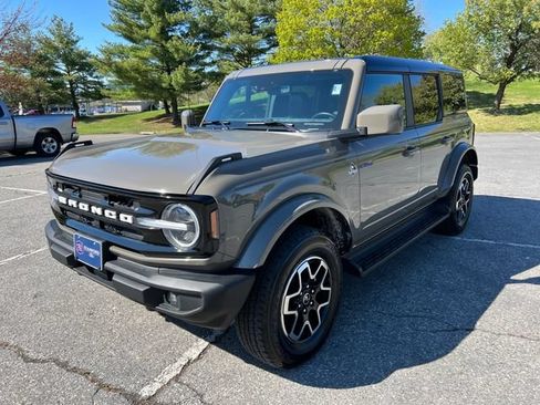 Used 2025 Ford Bronco Outer Banks AWD/4WD image 6